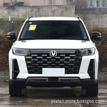 Changan CS95 2023 Type 2.0T رباعي الدفع النبيلة النموذجية Changan CS95 كبيرة سيارات الدفع الرباعي الفاخرة الفاخرة سقف بانورامي الأنيق سيارات مستعملة
